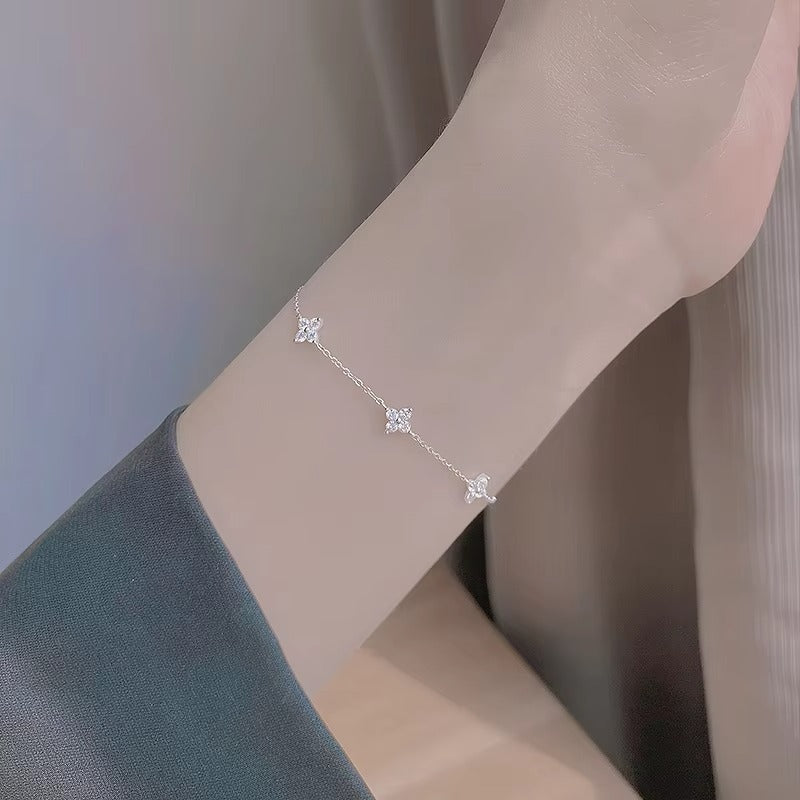 Golden Whisper Bracelet – Mum, My Strength in Every Whisper