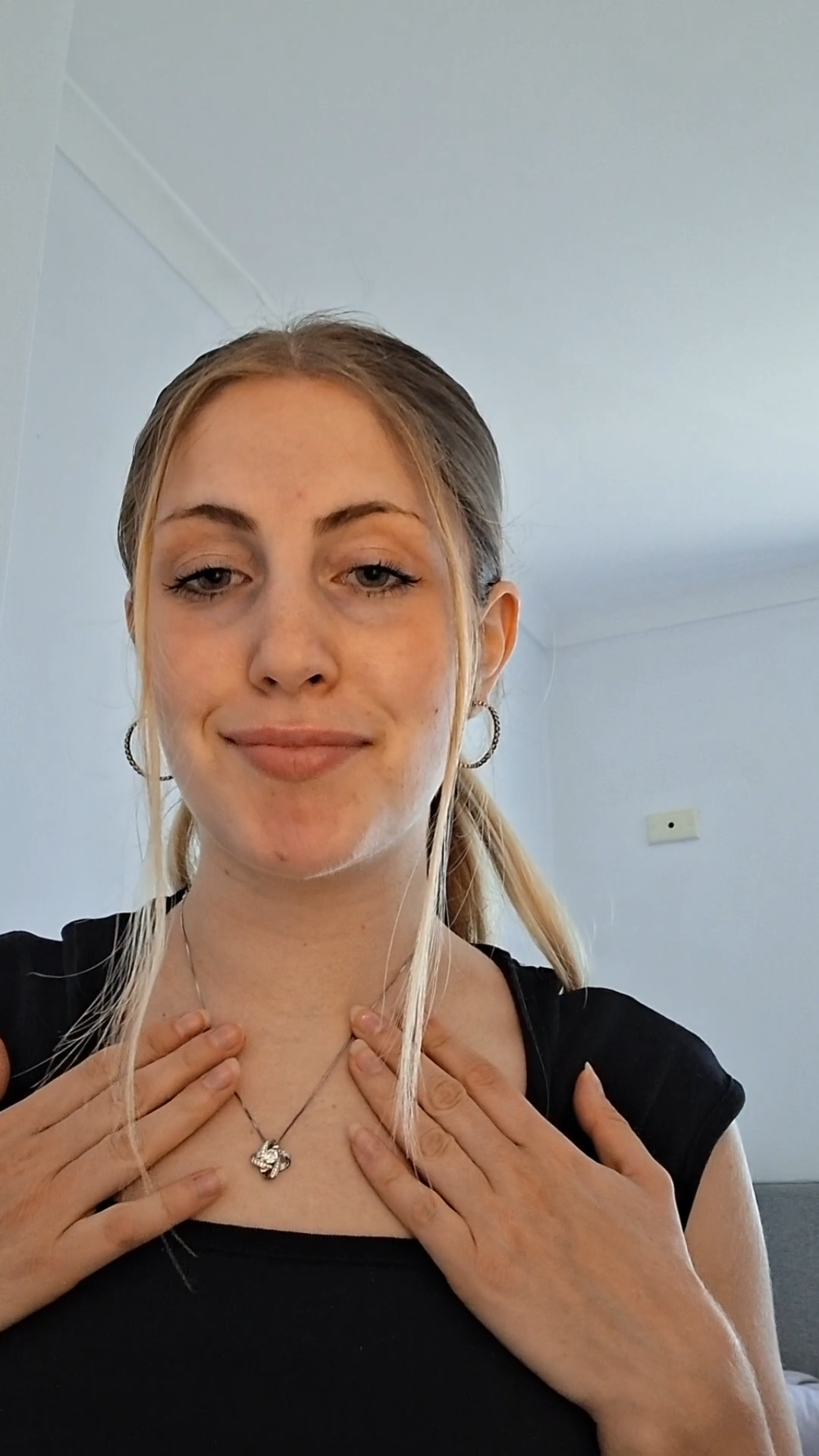 Happy Graduation Dear Daughter Eternal Knot Necklace - You Did It