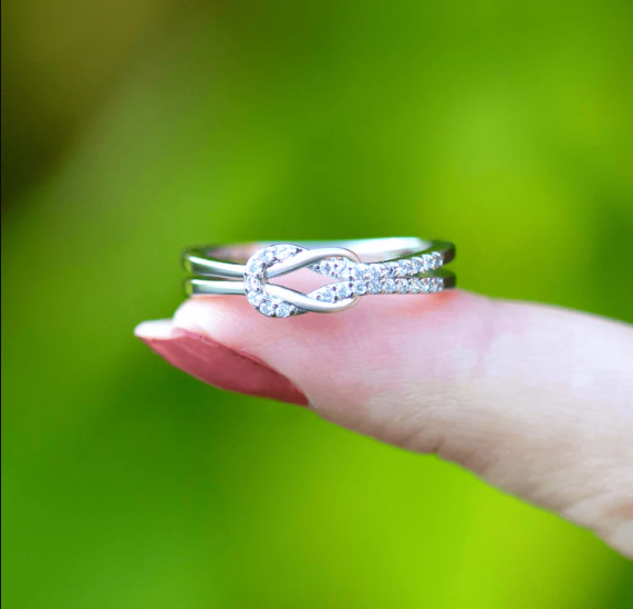 Forever Linked Knot Ring