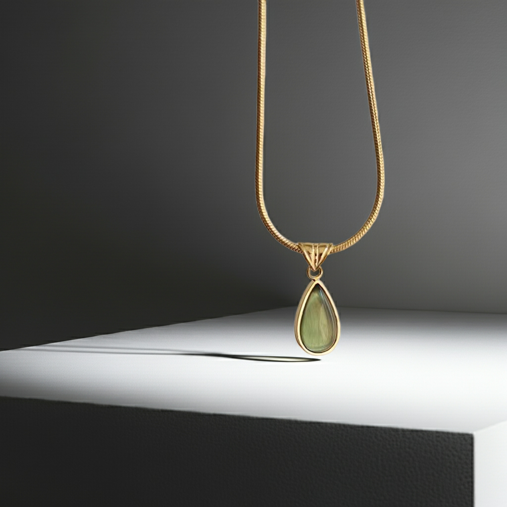 Whispering Willow Necklace – A Mother’s Quiet Love